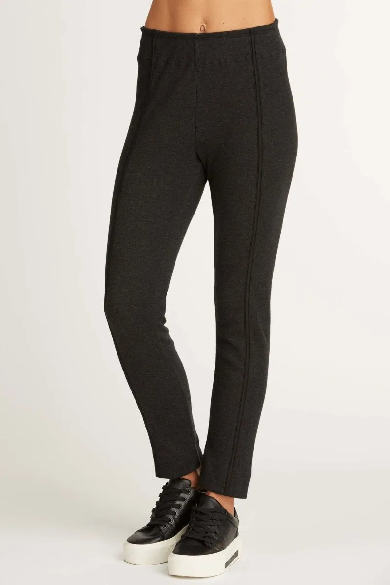 Ankle Pant in Noir