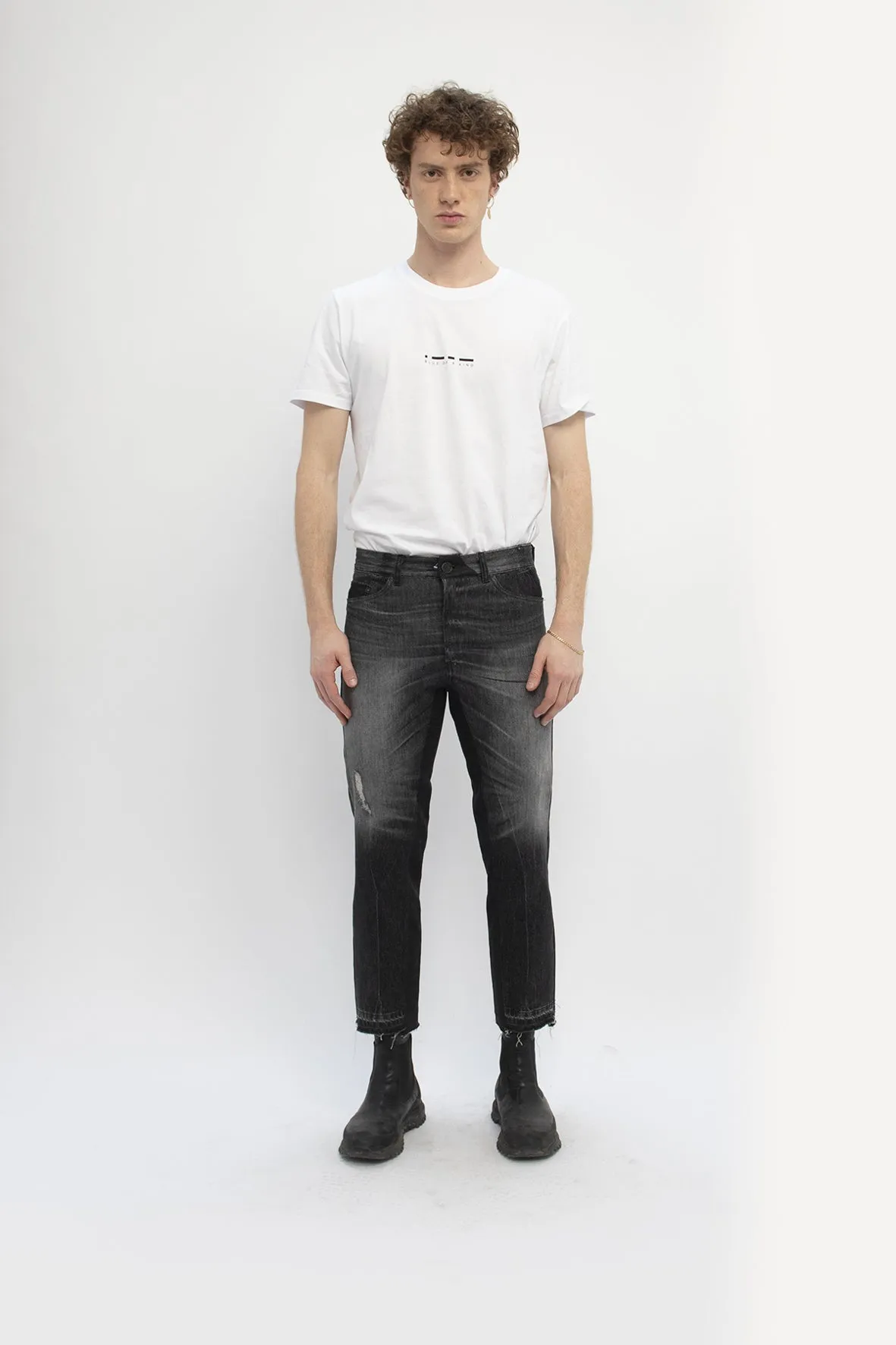 Apollo carrot jean unisex - upcycled garment