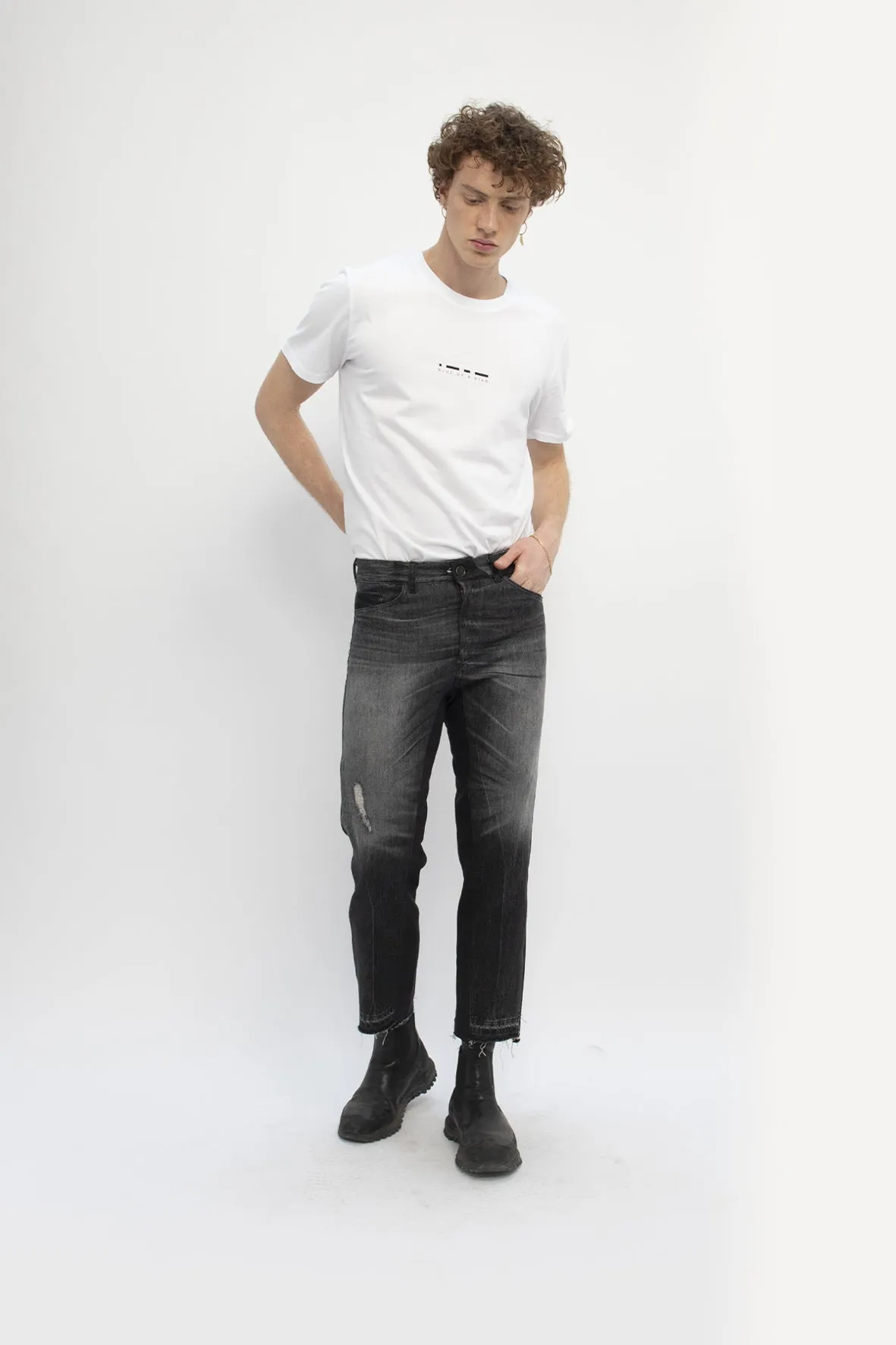 Apollo carrot jean unisex - upcycled garment