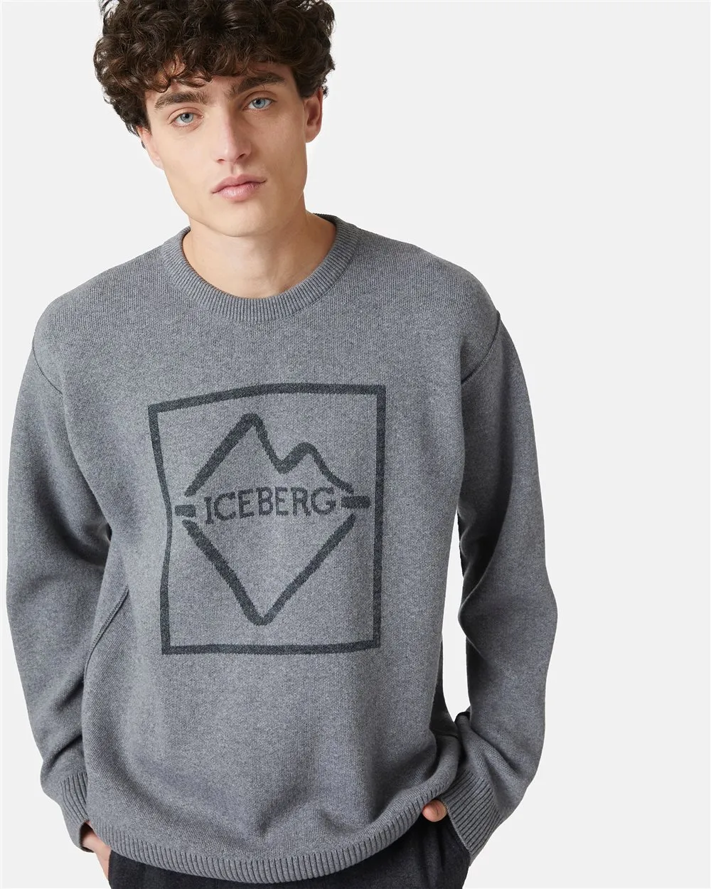 Crew-neck wool blend sweater