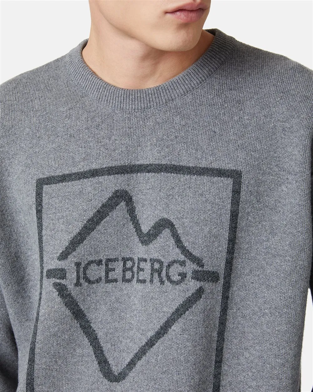 Crew-neck wool blend sweater