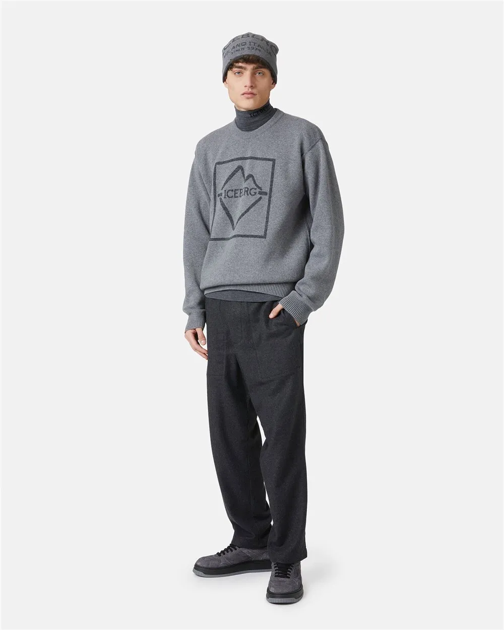 Crew-neck wool blend sweater