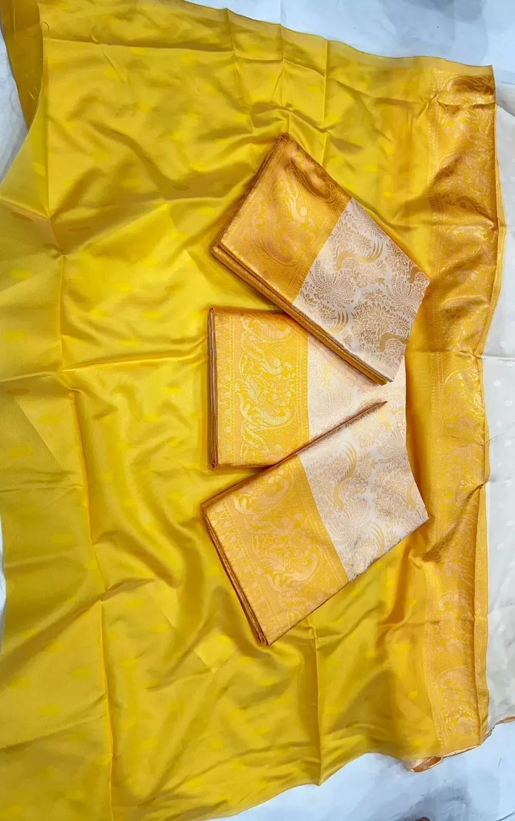 Designer Festival Collection Soft Lichi Silk Saree & Blouse