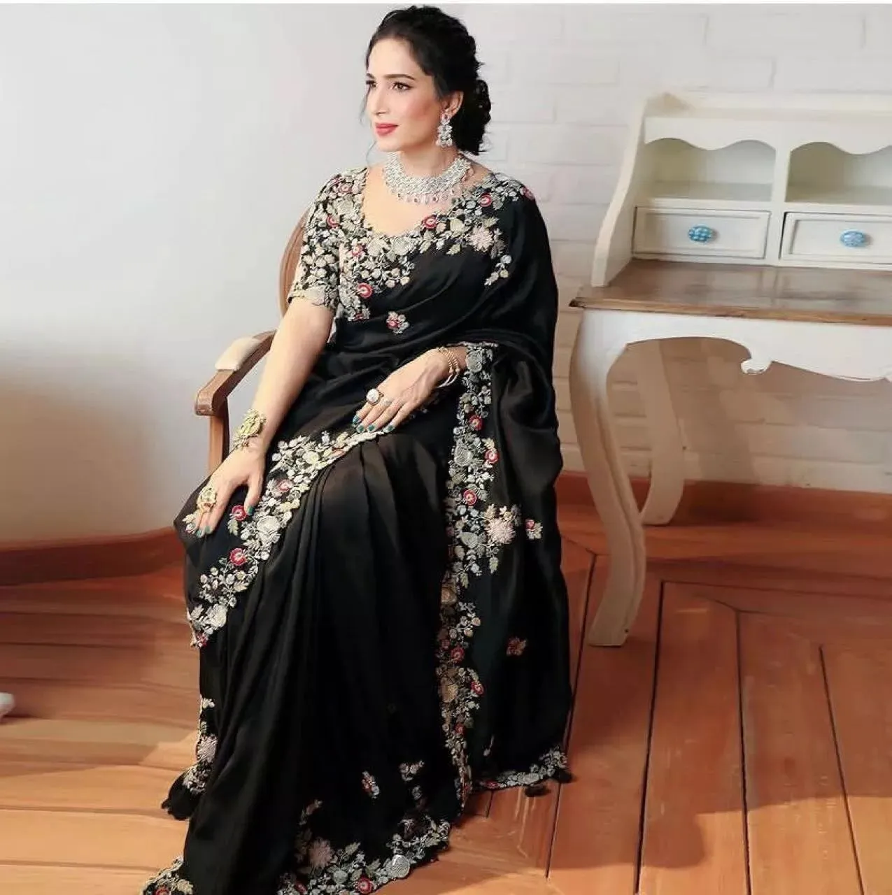 Georgette Embroidery Work Saree With Blouse,Party Wear Designer Saree
