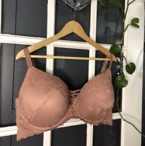 Matching Bra and Underwear Set in Rose 4X