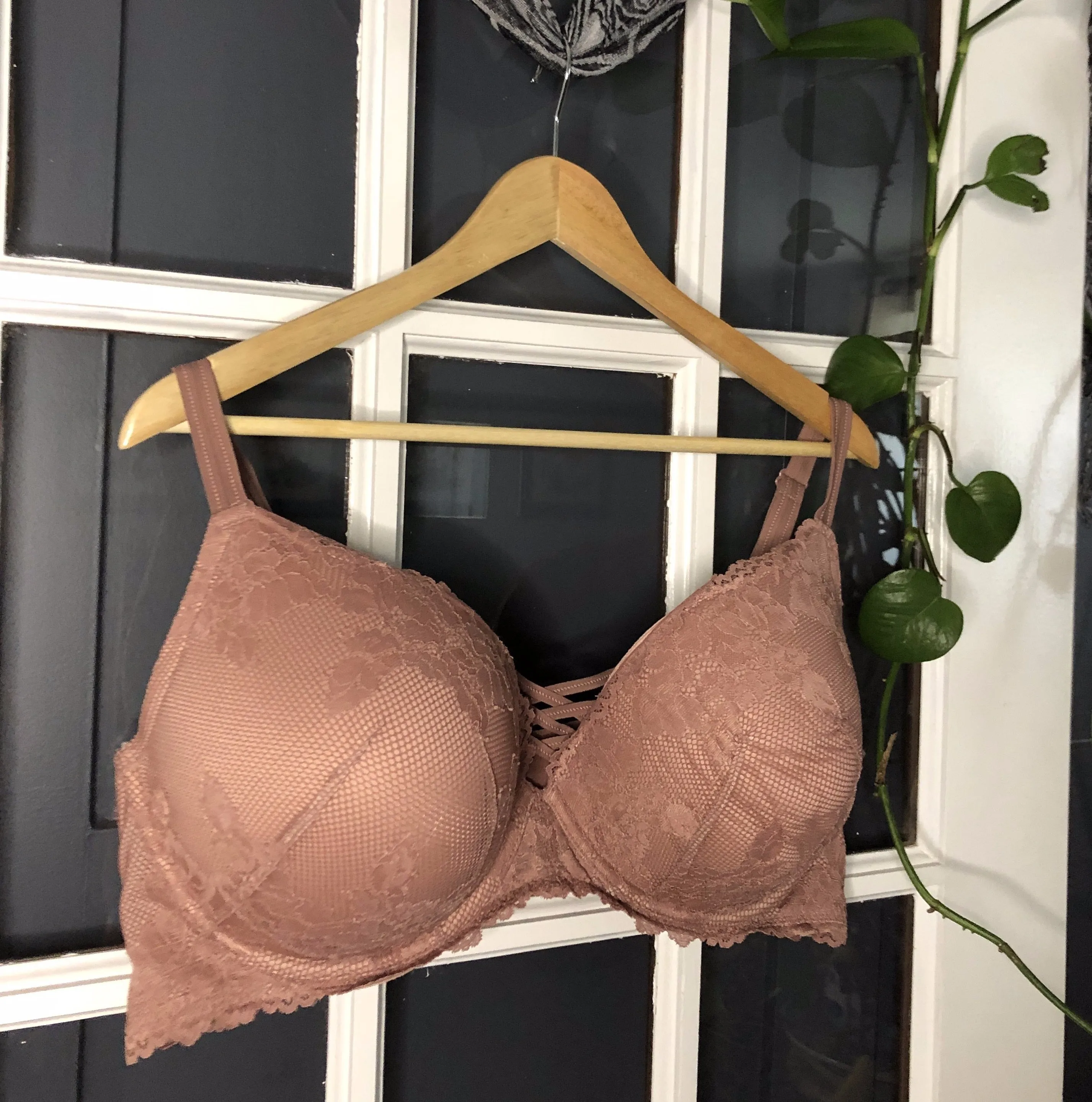 Matching Bra and Underwear Set in Rose 4X