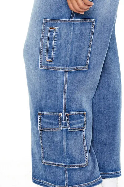 Plus Size Wide-Leg Cargo Jeans