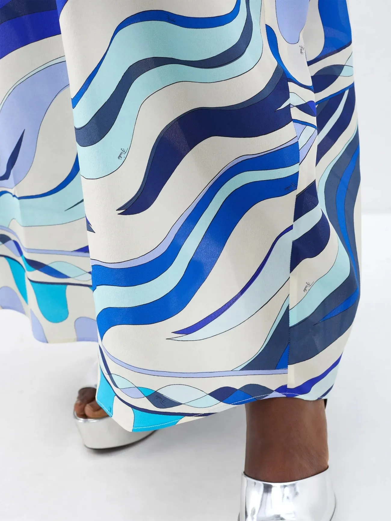 Silk Crepe Occasion Wear Digital Printed Women's Long Kaftan