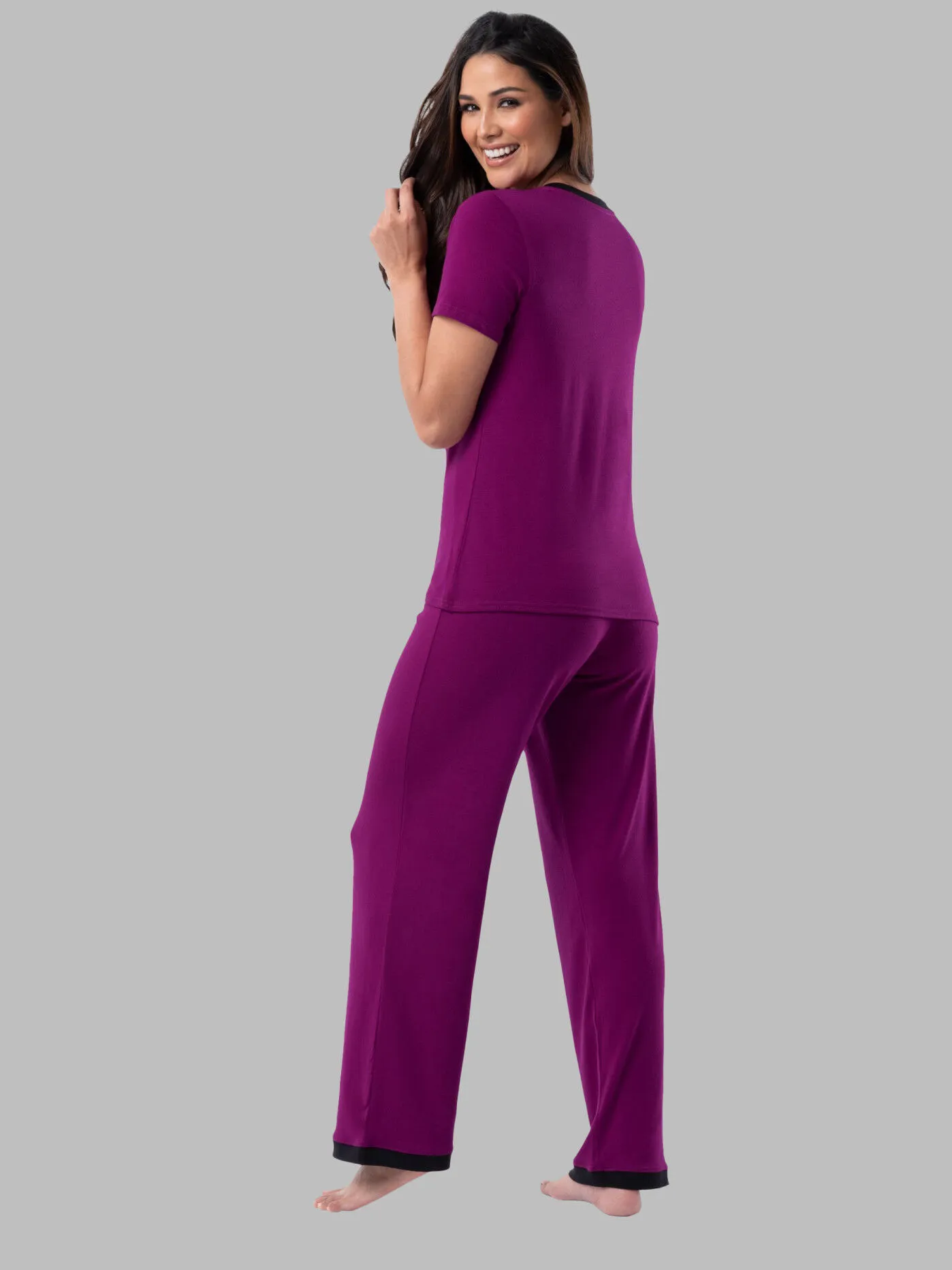 Women's Soft &amp; Breathable V-Neck T-shirt and Pants, 2-Piece Pajama Set